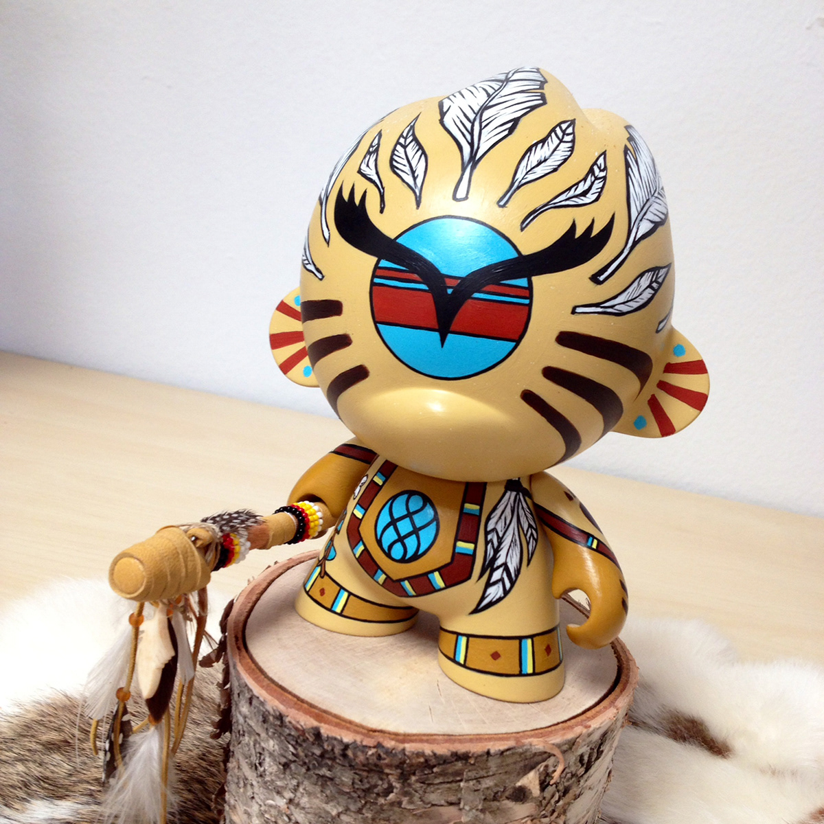Munny munnyworld Foomi Kidrobot vinyl vinyltoy toy Customtoy designertoy designer Native nativeamerica american tribal Fur