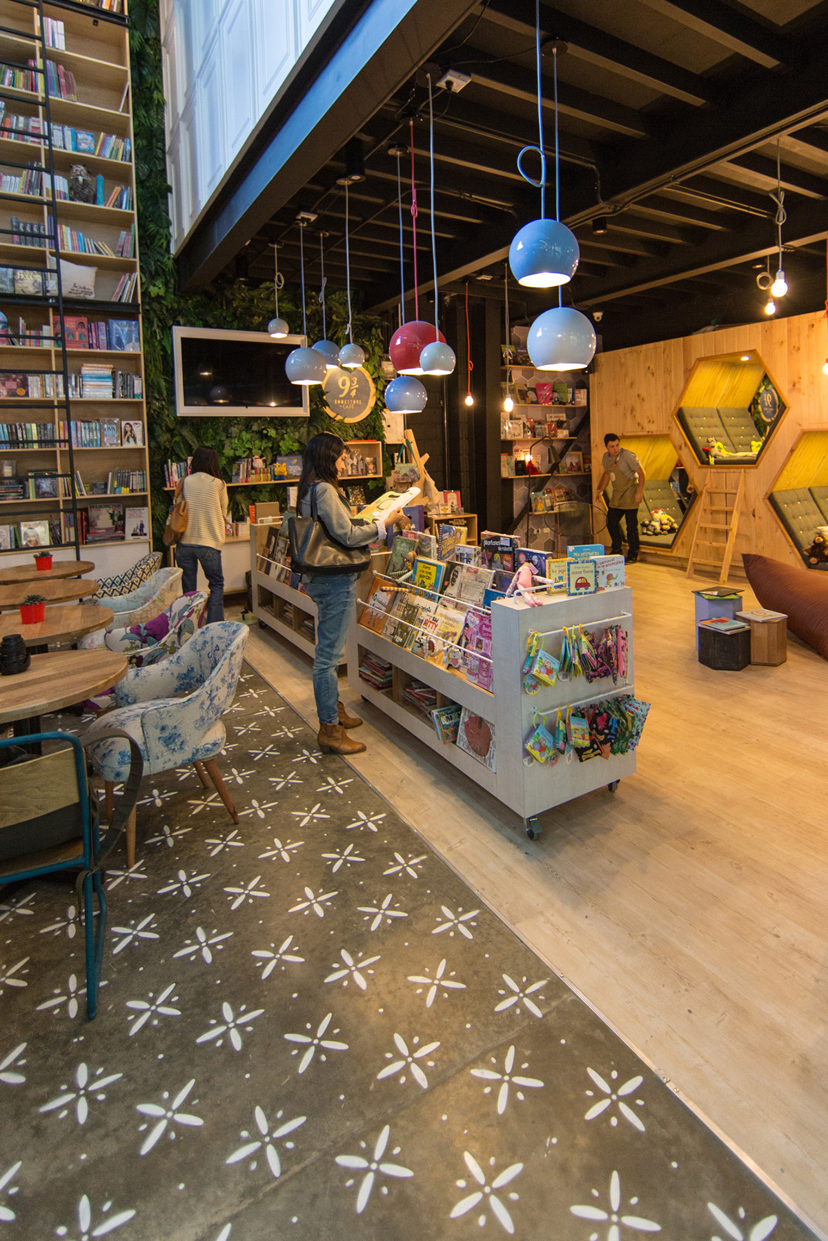 colombia medellin cafe libreria Bookstore Coffee diseño industrial diseño gráfico