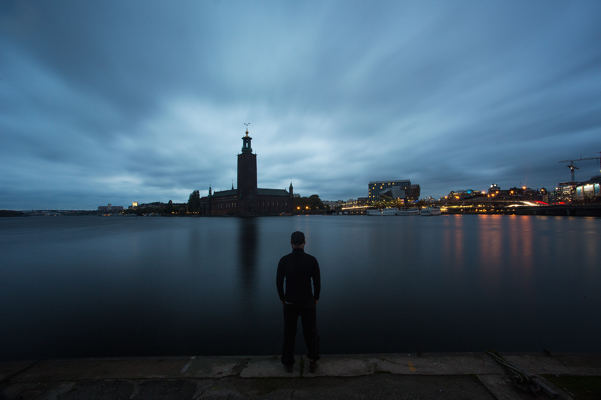 photograph Aloneseries Calle Höglund Silhuette world conceptual self-portrait portraits norway Sweden HAWAII Greece lofoten Travel