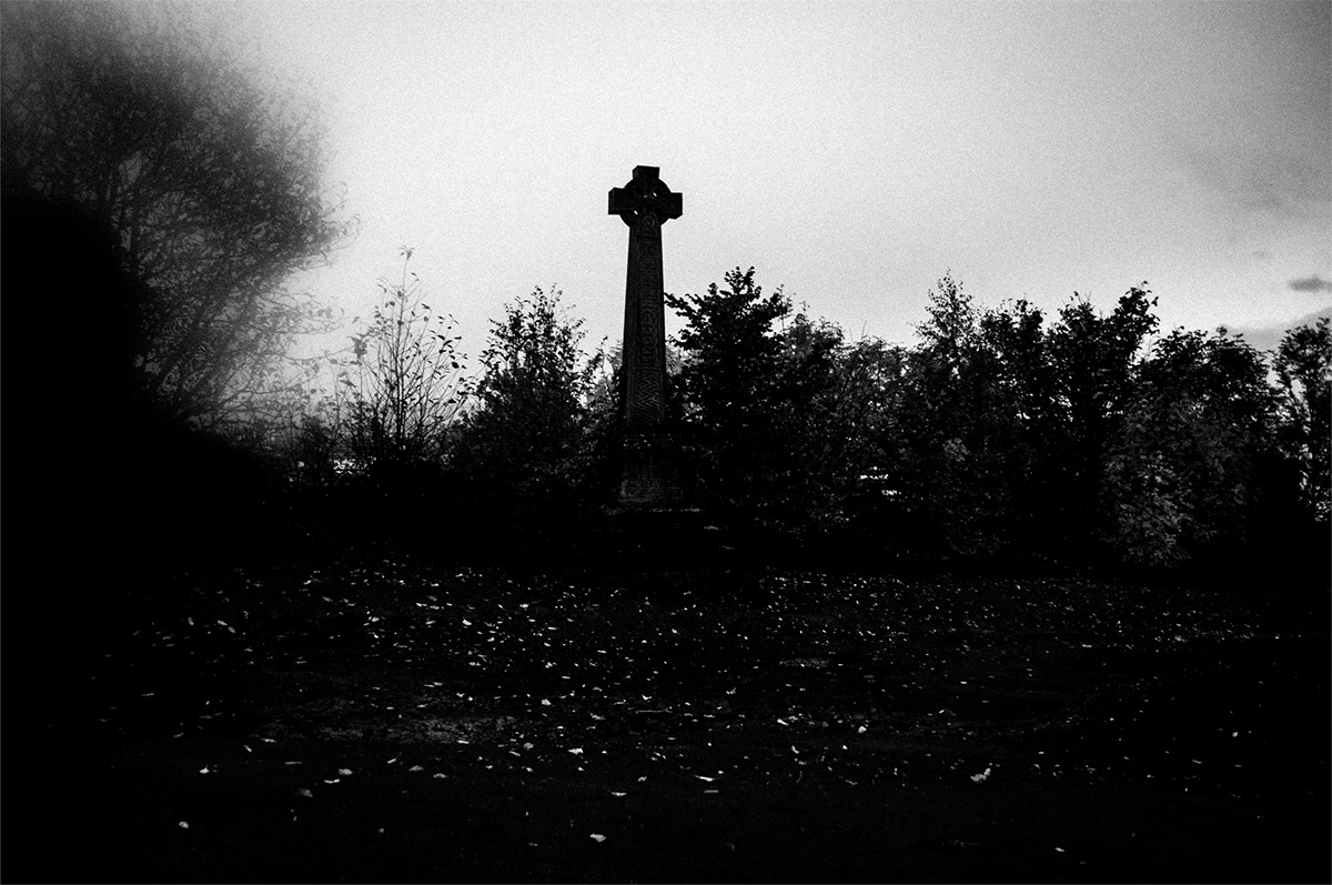necropolis glascow cemetery cemetery b&w cemetery
