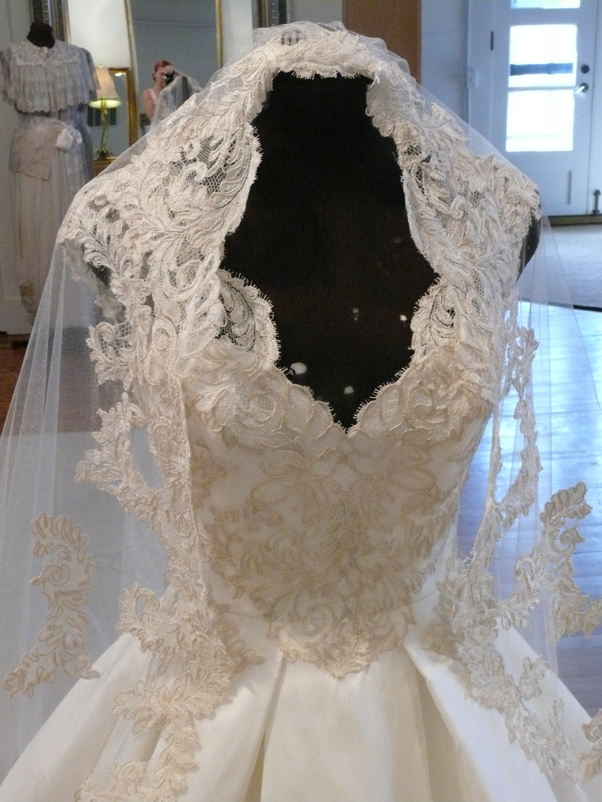 Solstiss  lace  bridal wedding destination  cathedral royal