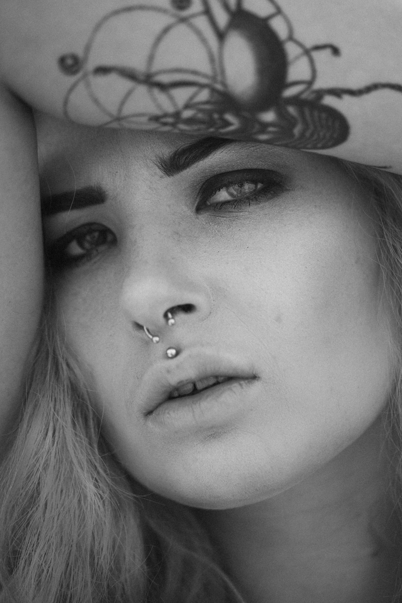 Photography  portrait tattoed girl inked girl emo girl mejika suicide girl