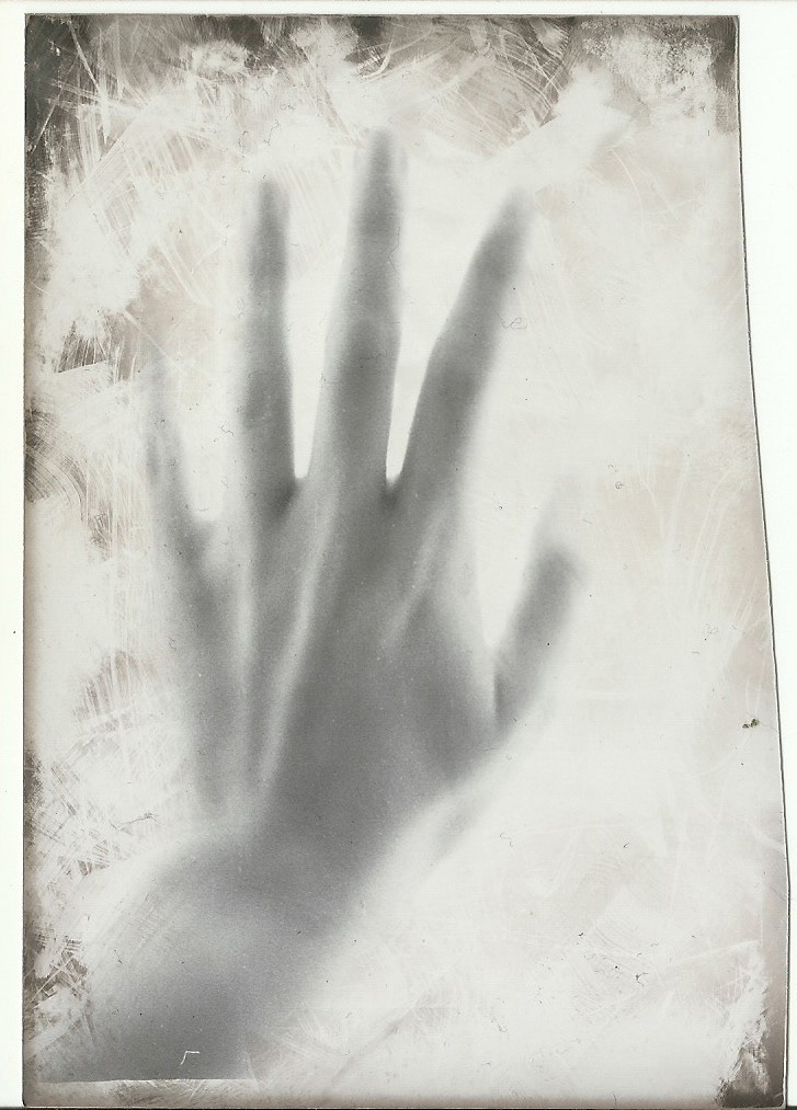 darkroom print black and white Analogue fomapan overexposed Photogram