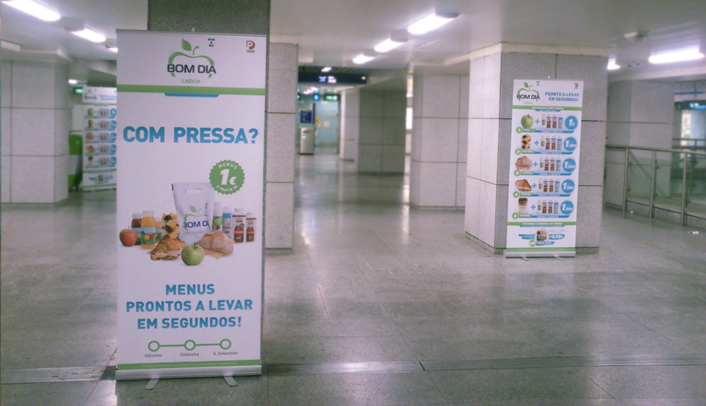 bom dia lisboa breakfast Food  MORNING public trasnport start-up Portugal lisboa subway metro