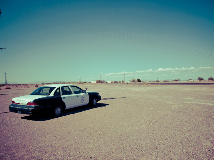 usa solitude loneliness desert decay walls emptiness