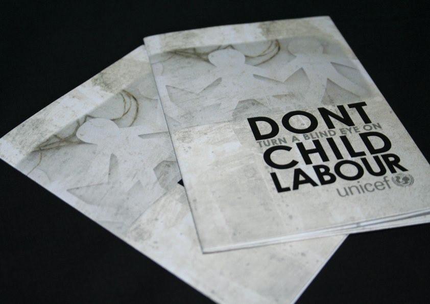 unicef  child labour  hope brochure  poster design  poster publication  fold out awareness  layout minimal colour black and grey