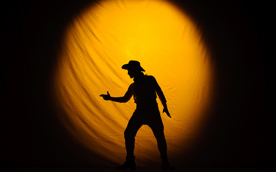 theater  teaser shortfilm gestual clown funny western cowboy Performance video