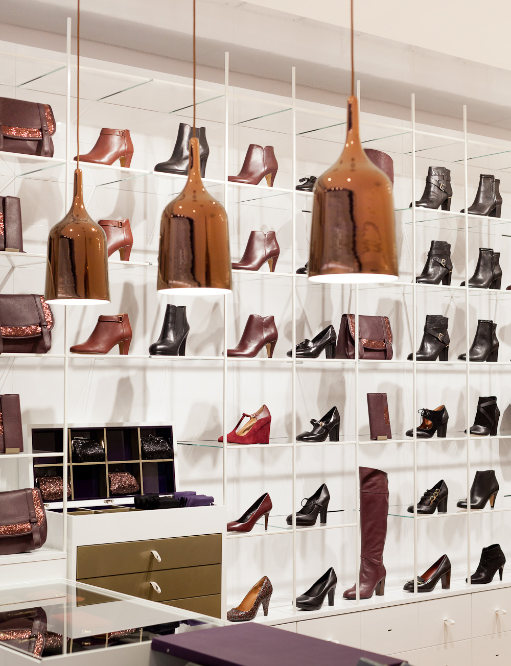 Adobe Portfolio andre Retail france shoe store shop purple glass catwalk Champaign luxury footwear monogram stiletto
