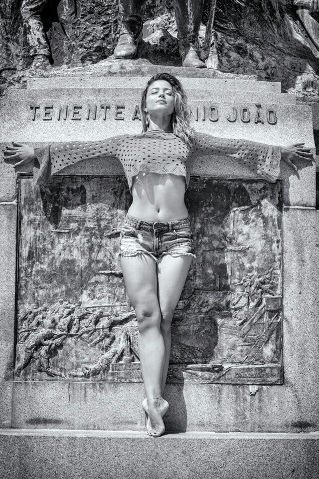photo photograph Photography  model woman beach urca Rio de Janeiro Brazil