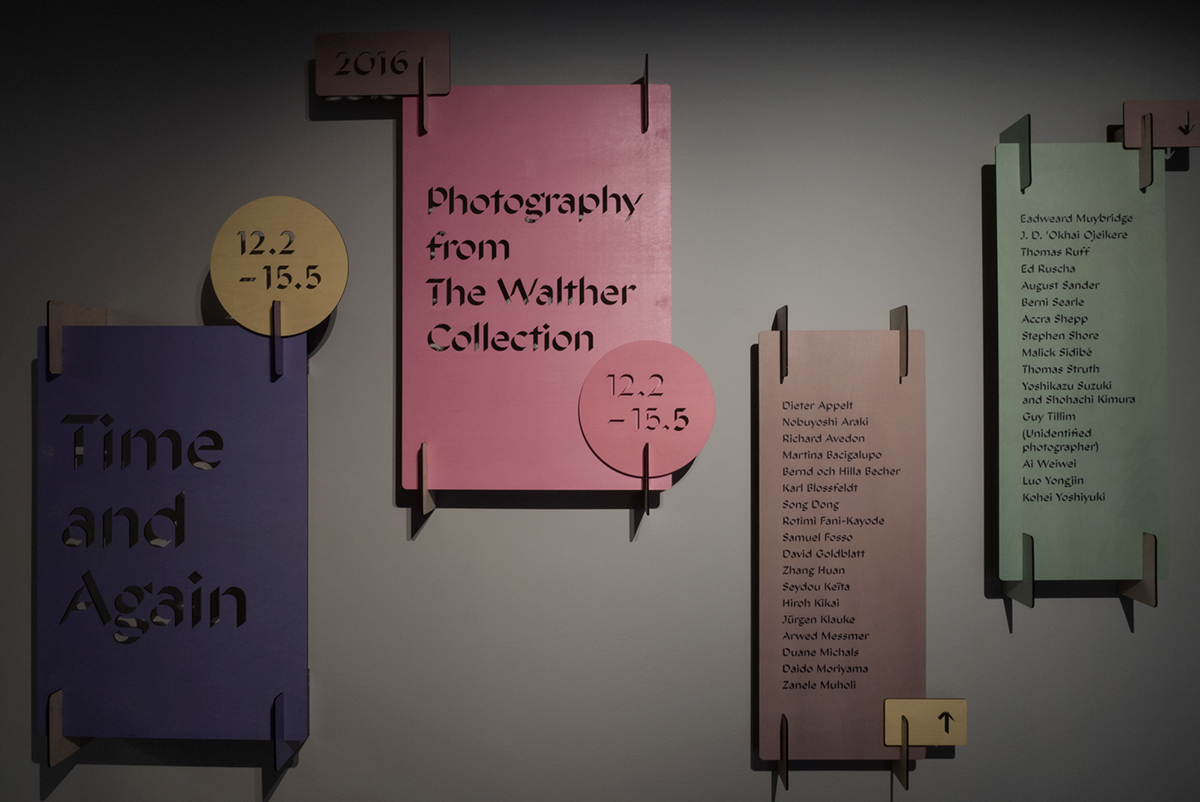 Fotografiska ritator Signage Walther Collection
