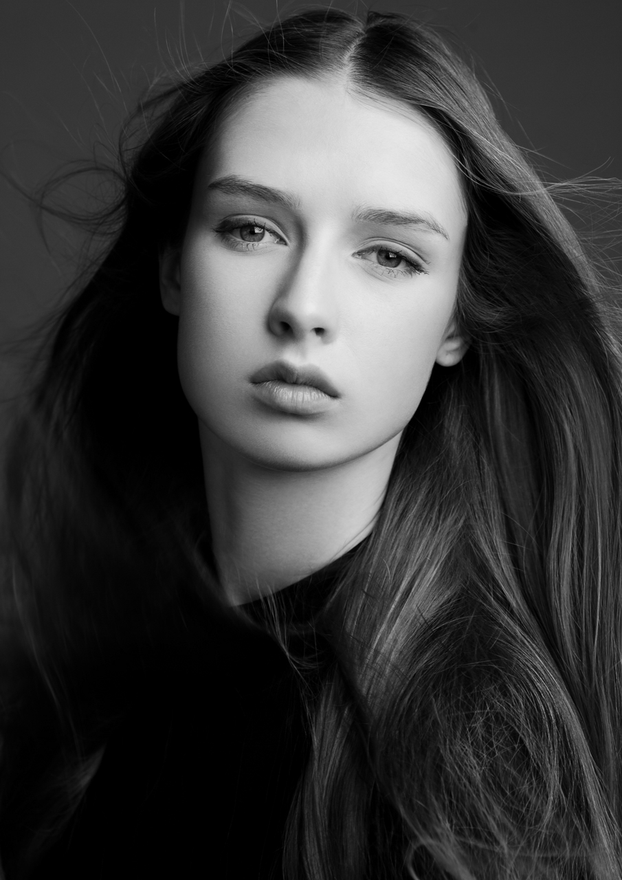 beauty portrait Beautiful girl model modeltest natural Classic eyes lips hair newface