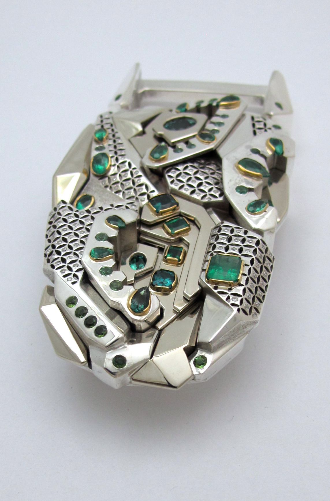 jewelry Jewellery belt buckle gold silver diamond  emerald tourmaline