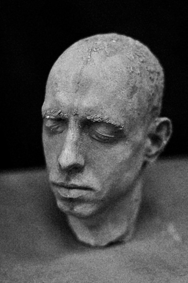 portrait sculpture sculpting  terracotta clay