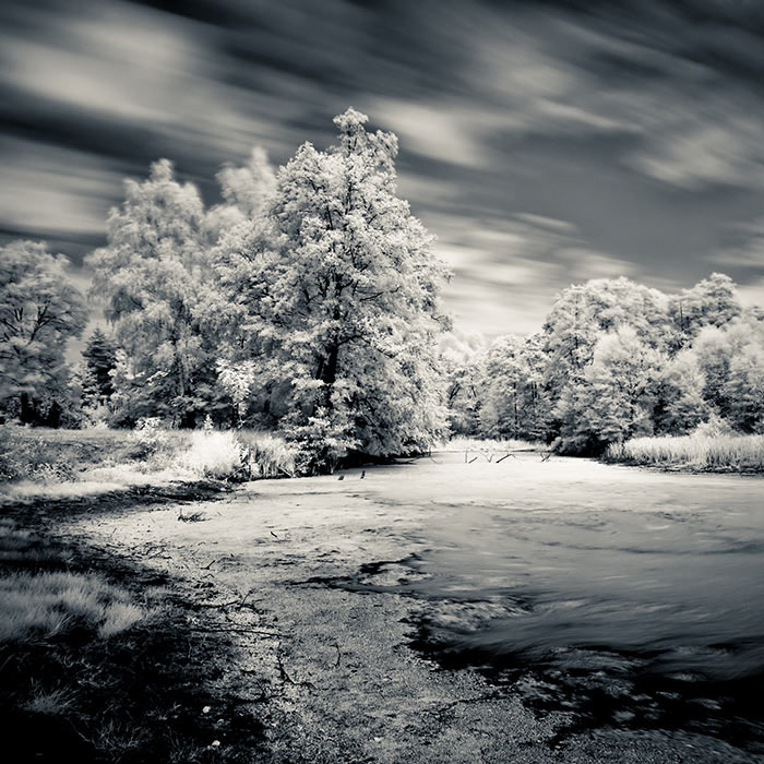 infrared IR Landscape Landschaft photo digital long exposure long Exposure SKY clouds water pond lake Tree  movement motion