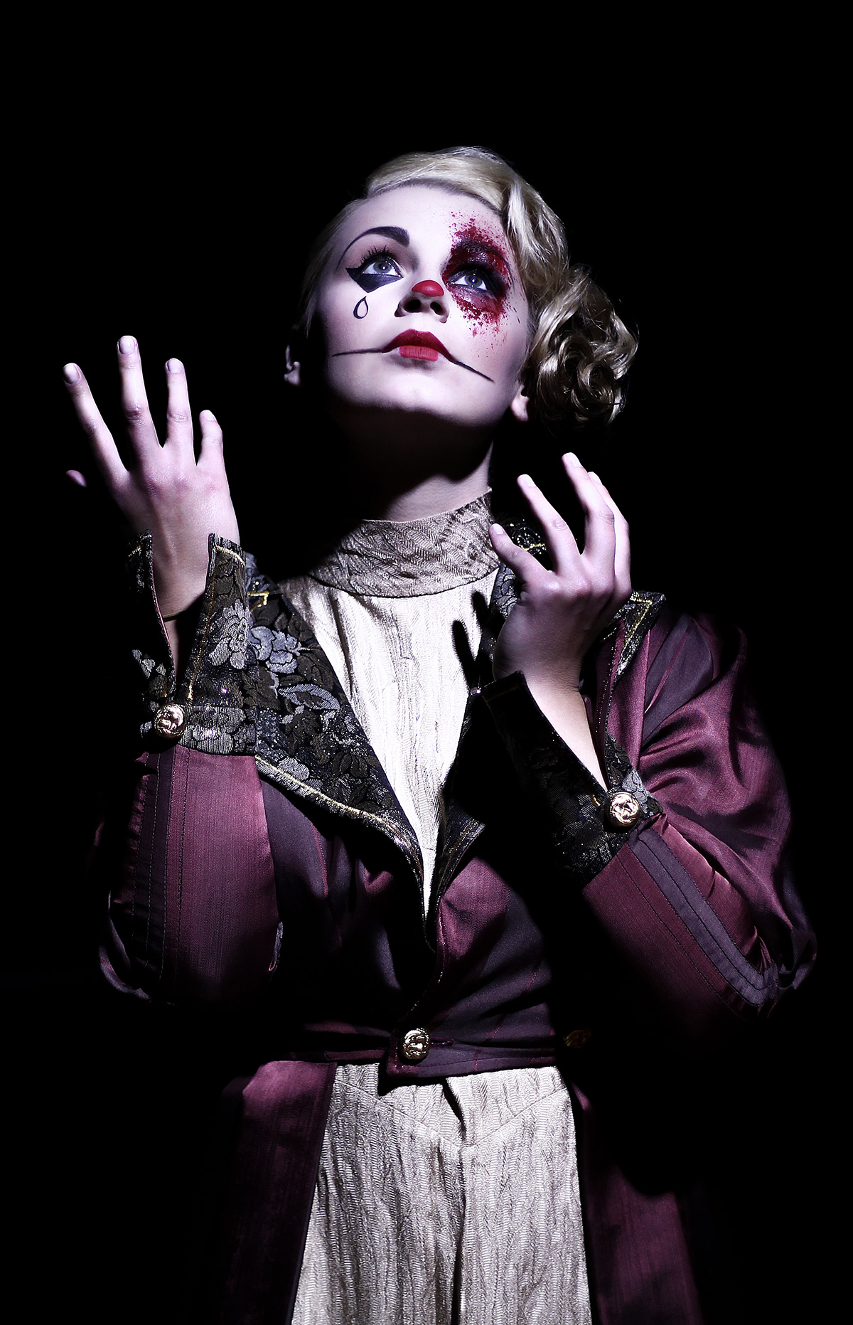 Halloween MUA makeup creative art Pant models horror dark clown doll bride zombie