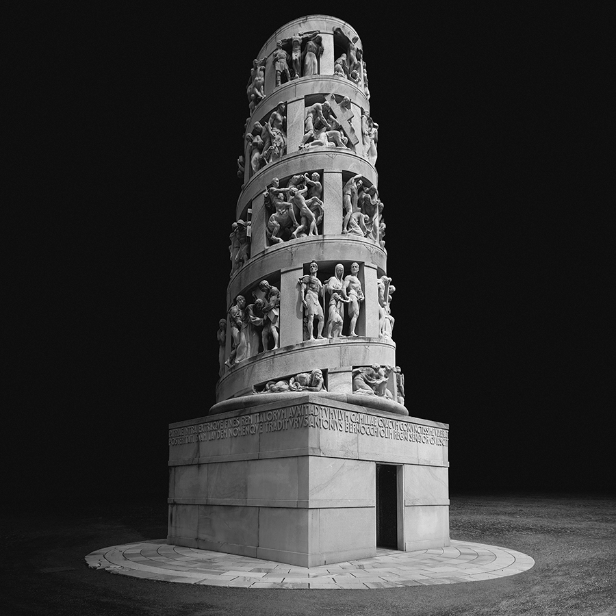 Adobe Portfolio monumentale monumental monuments black White black and white light Spot Marble archway sculpture time hystorical Italy milano
