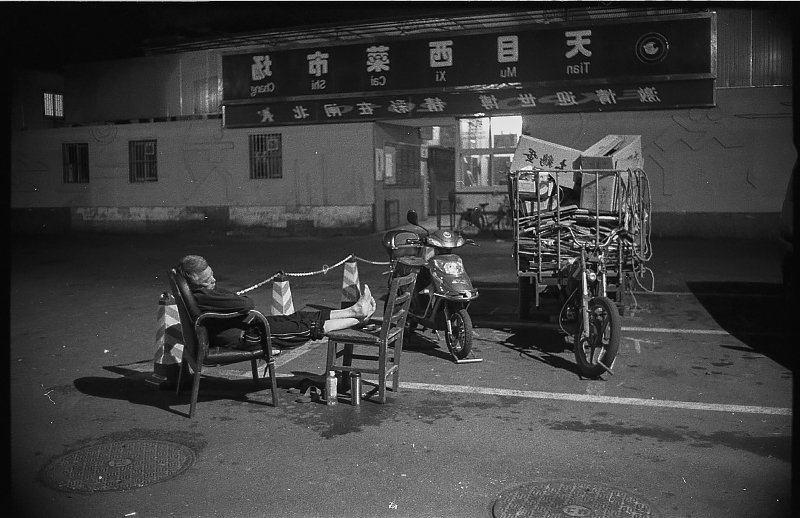 shanghai night nex5n konica hexar rf bw Documentary  Street