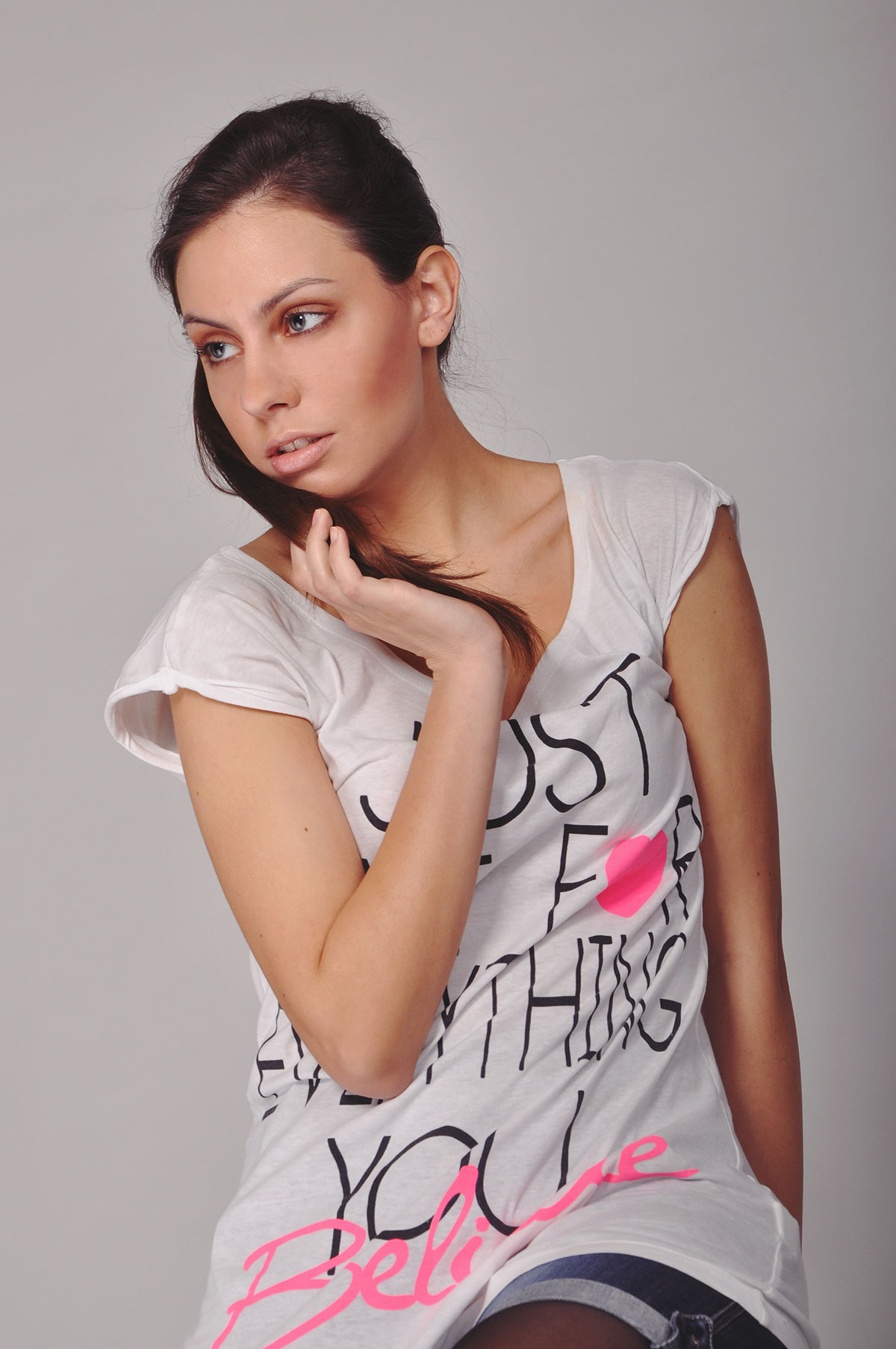 studio model sofia hassan girl portrait Portraiture lighting