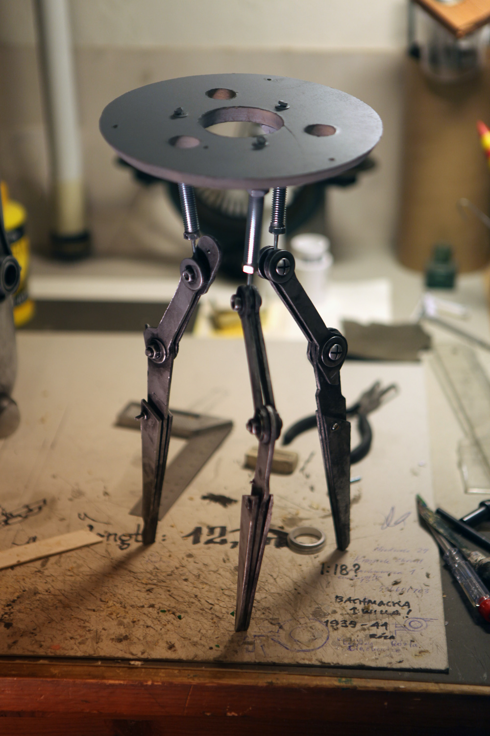 droid robot Scifi hand made star wars machine raw metal