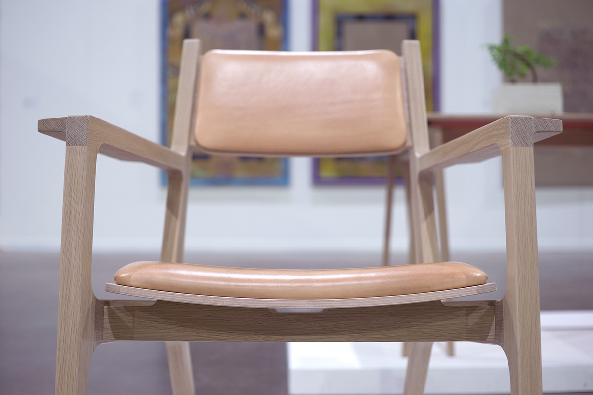 chair Danish Modern Finn Juhl Hans Wegner oak bent lamination leather upholstery woodworking