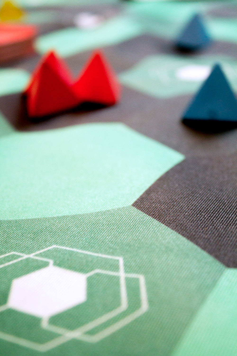 game spielfeld blanket green graphic product hexagon