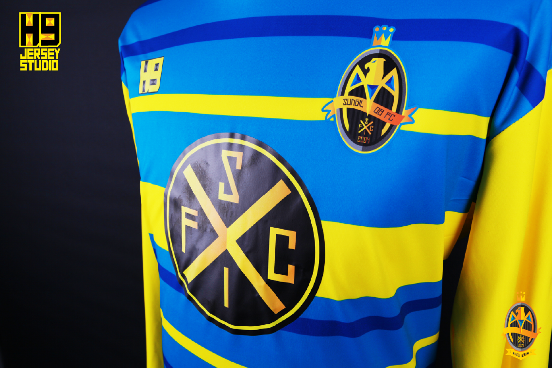 soccer football jersey shirts uniform sports kit logo emblem Fashion  costume typography   font typo goalkeeper