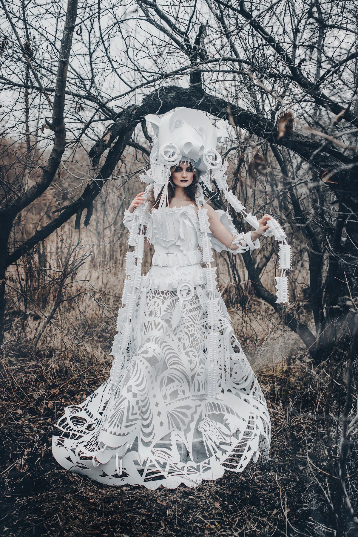 paperart papercut costume shaman cut dress Siberia paper