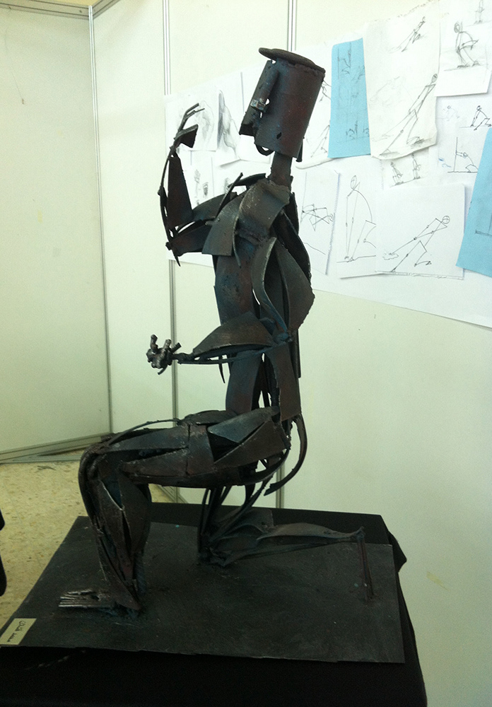 sculpture Exhibition  graduation strength Character metal forming art figure