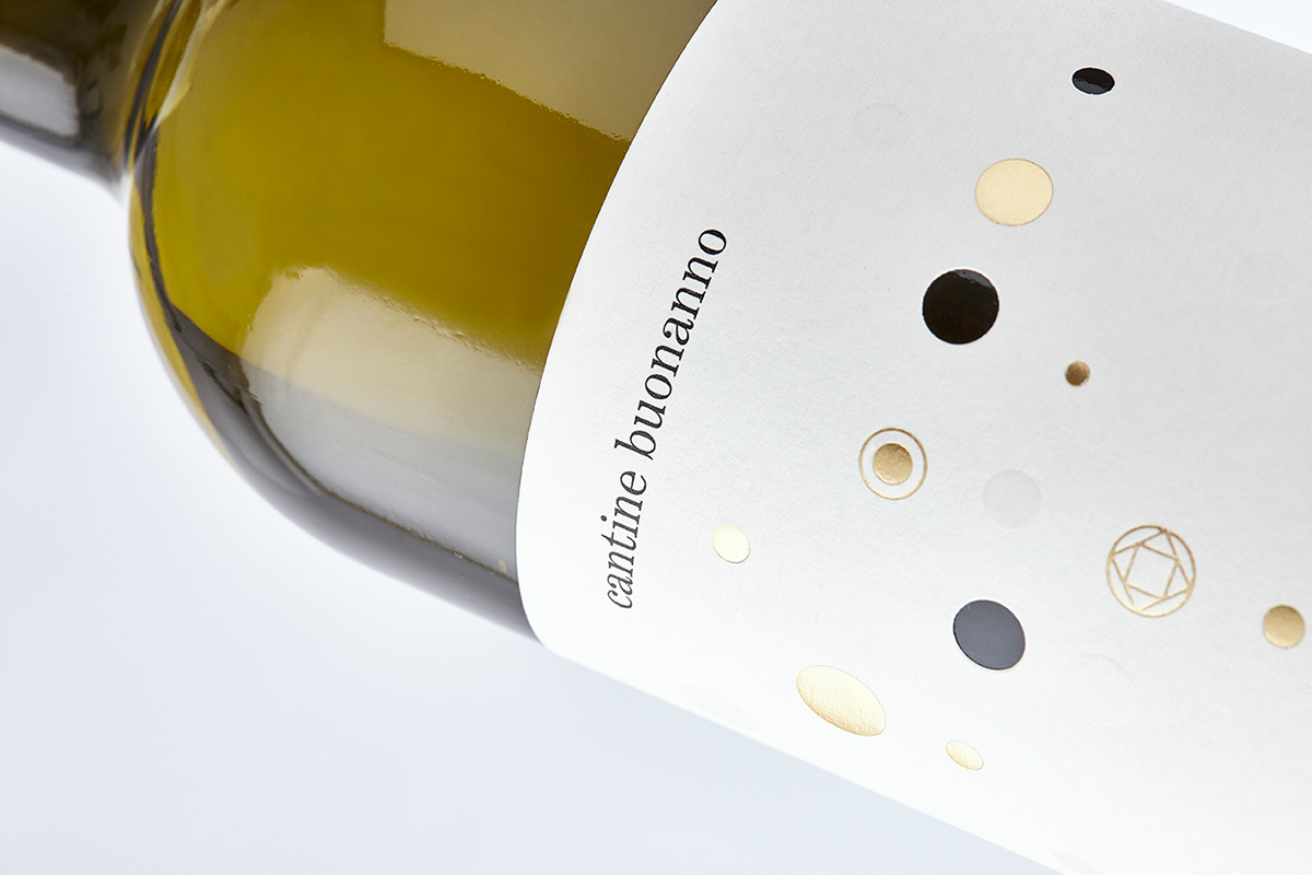 Packaging italiandesign njucomunicazione winelabels label design graphic design  packaging design Identity Design Wines