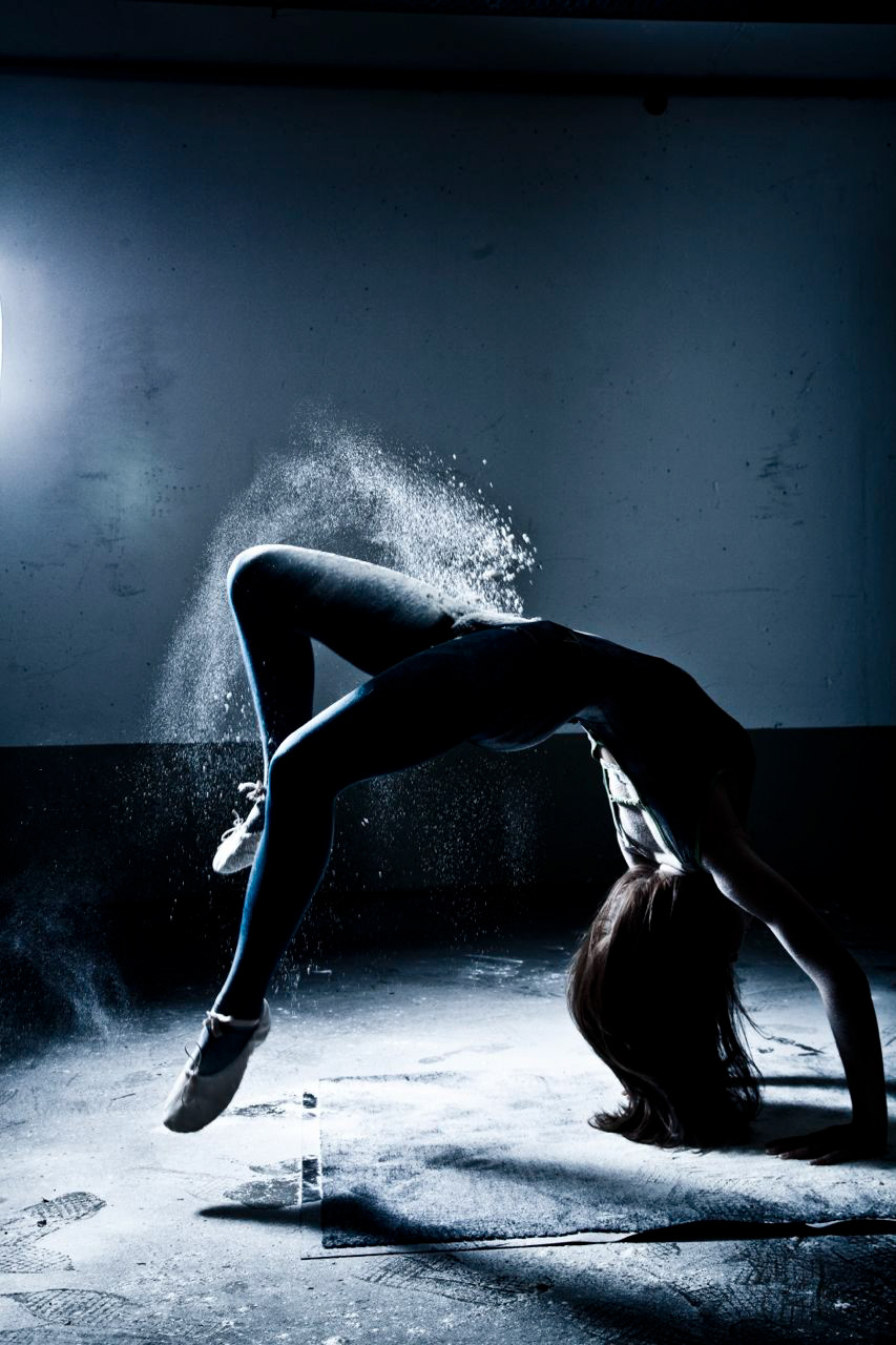 flour dust daniel von stephani erlangen germany girl sport DANCE   dark LOW key cold