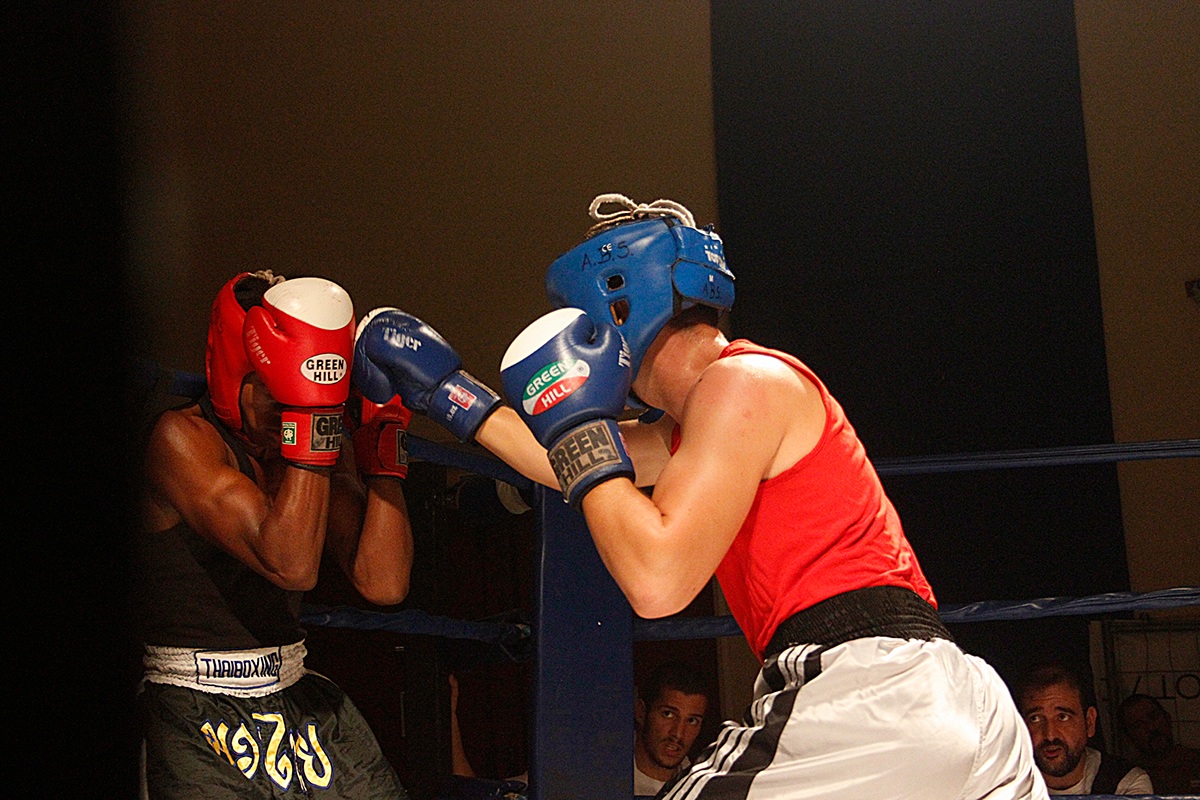 Boxe man woman sport Love fight
