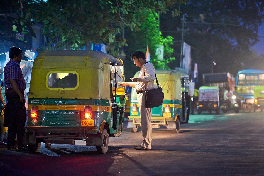 nikon D700 India night Kolkata Street lights Work  life video portishead road photo
