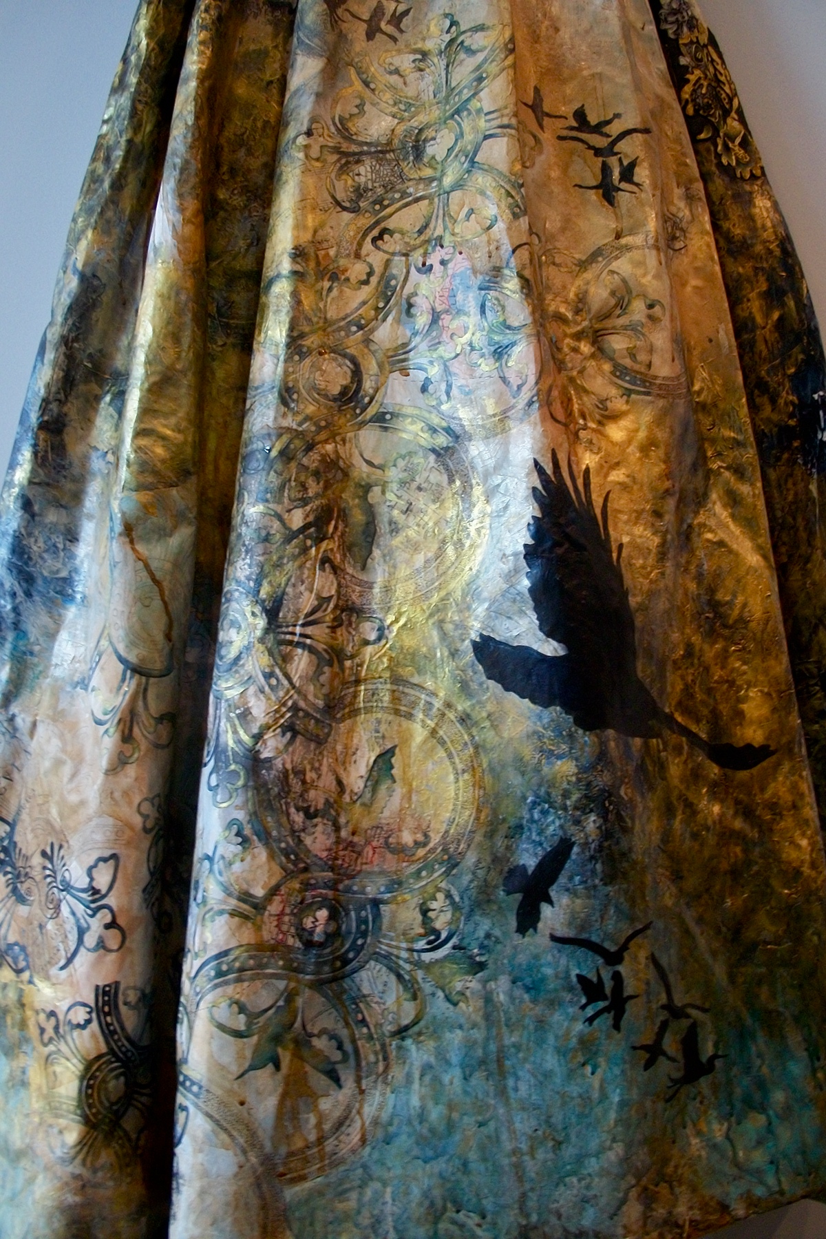 pattern birds sirens gown dress gold
