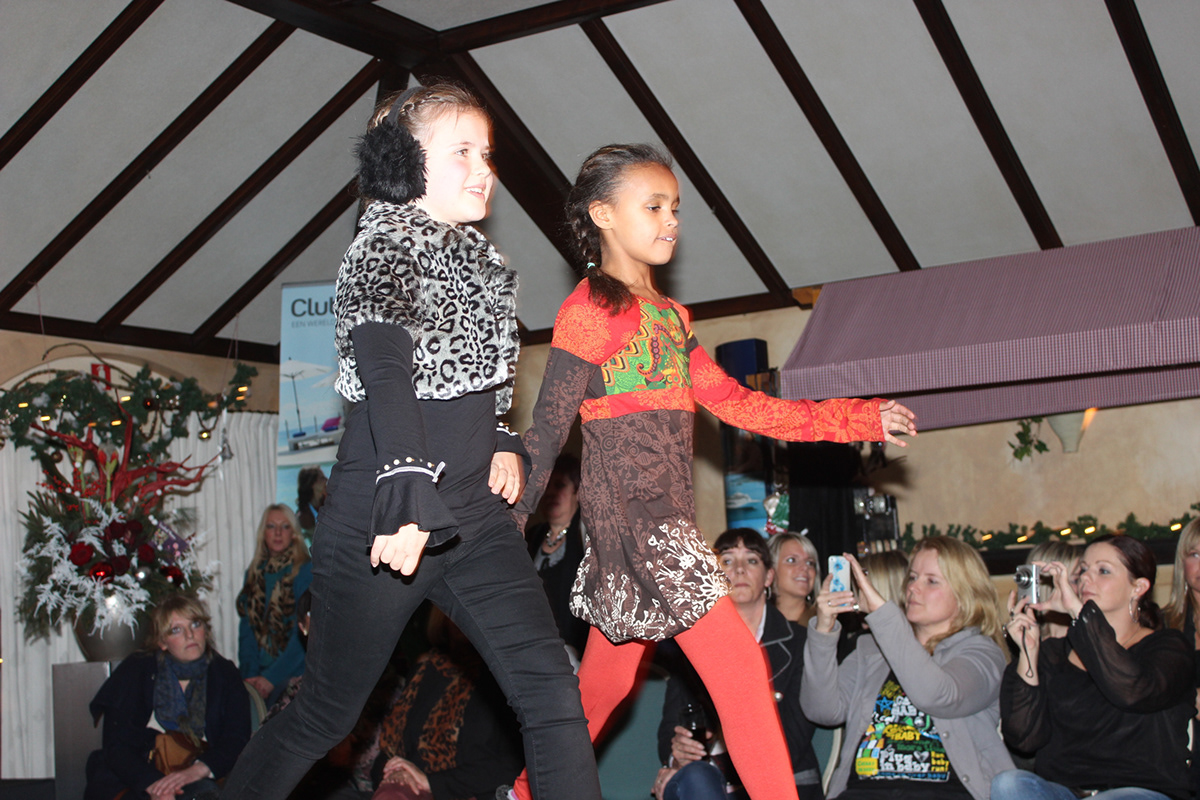 Event child children fashionshow