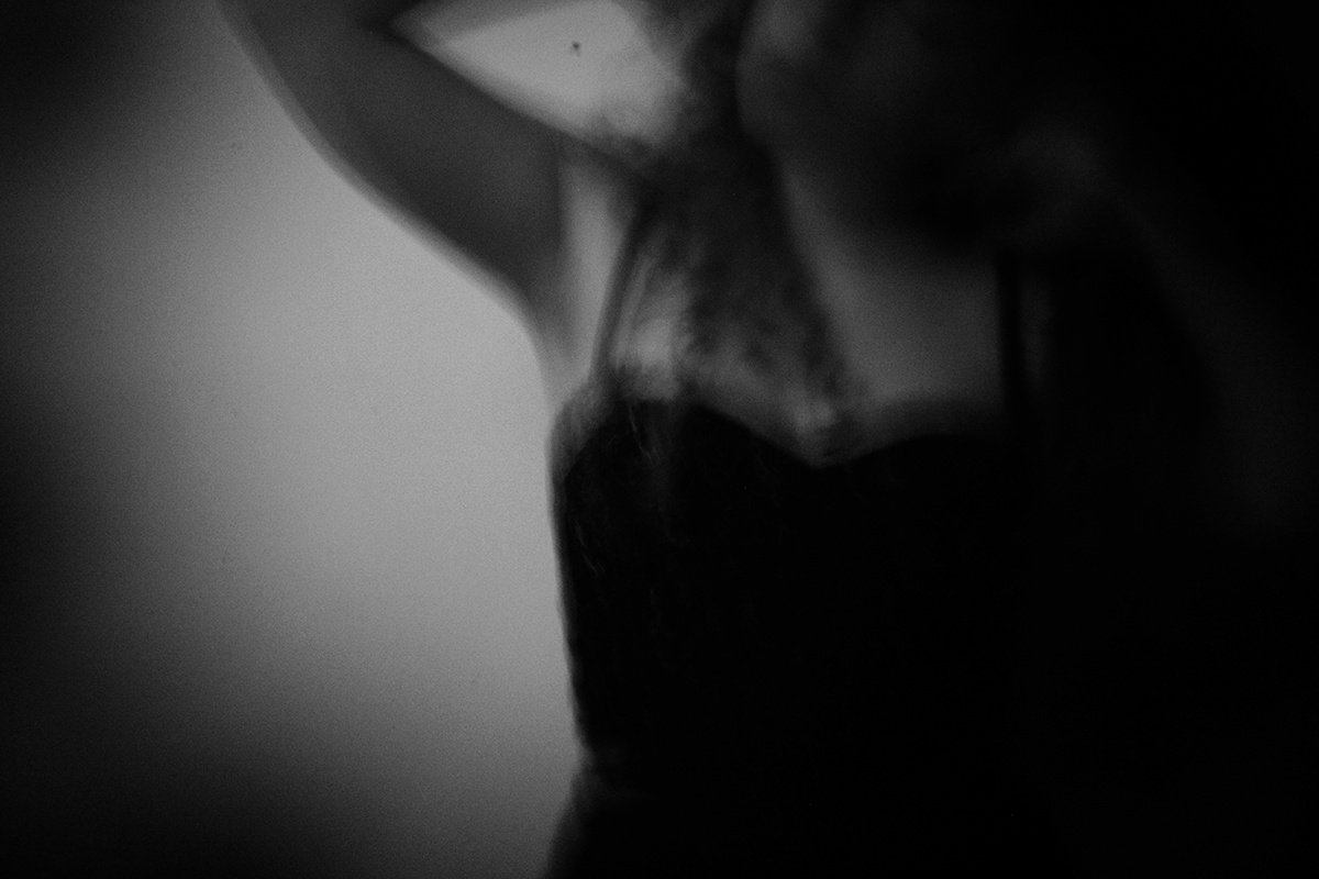 dreams and screams Ursula Mestre black and white holga noise portrait