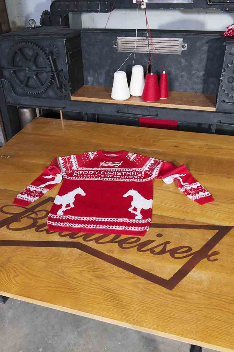 Budweiser knitbot #jumpers4des jumpers Christmas