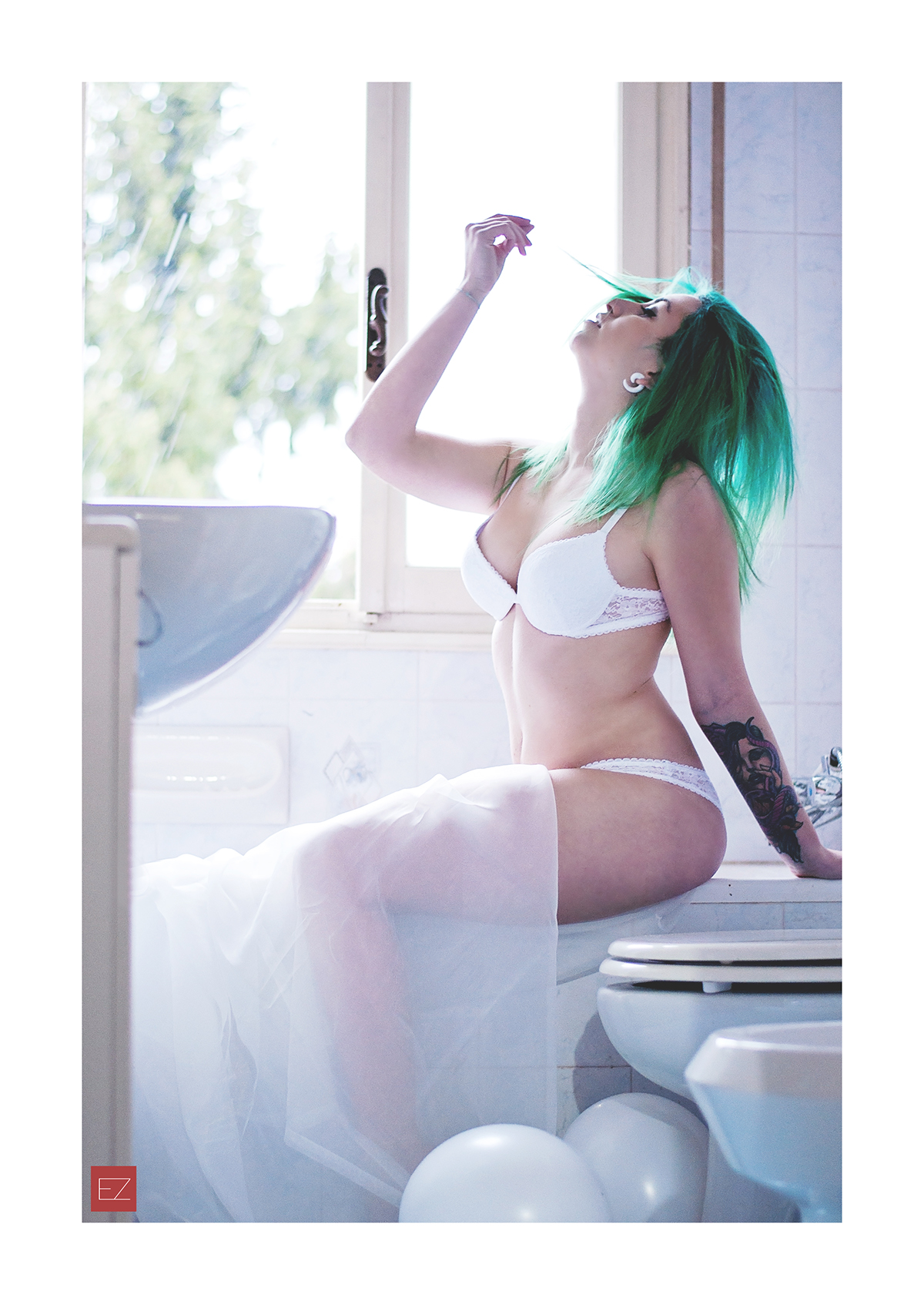 hopefulsuicidegirl suicidegirl nude greenhair model girl Window bath
