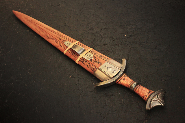 Sword  ancient  metalsmith  forged   iron  steel  European Swedish Scandinavian nordic  norse line-art germanic pattern Tolkien