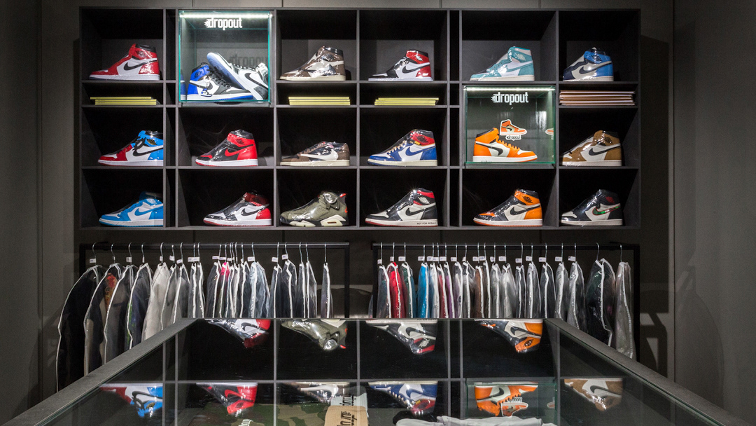 black dropout mdf Nike shelves sneakers valchromat