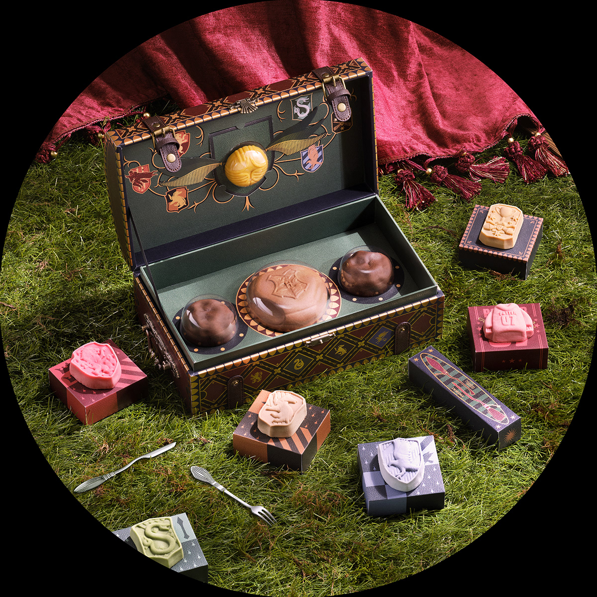 harry potter Hogwarts Magic   Collaboration pastry mooncake gift box Packaging sports quidditch