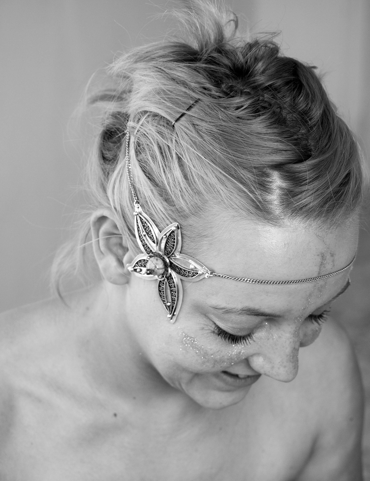 silver filigree jewelry head jewelry Necklace Unique Flowers Lotus three