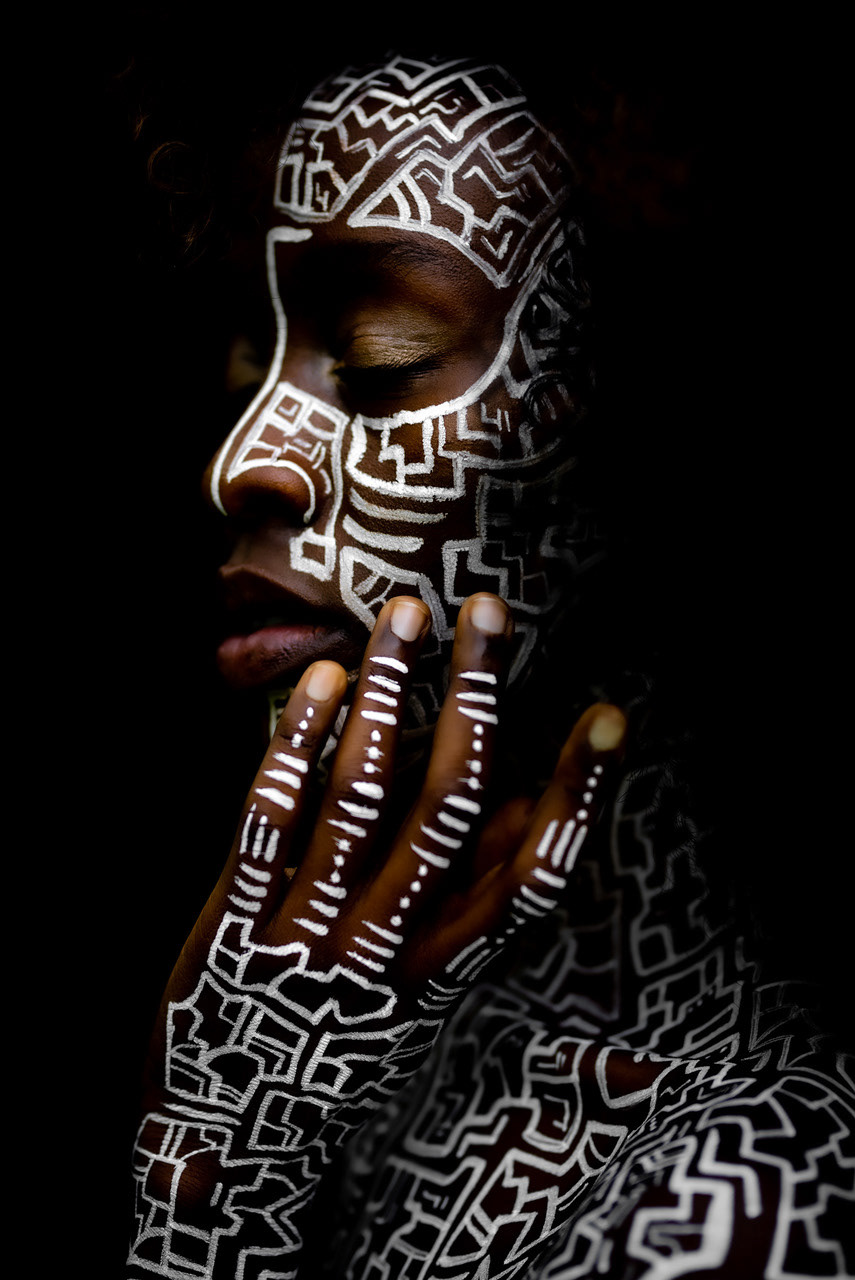 art peinture acrylique motifs model Photography  beauty formes black woman BODYPAINT