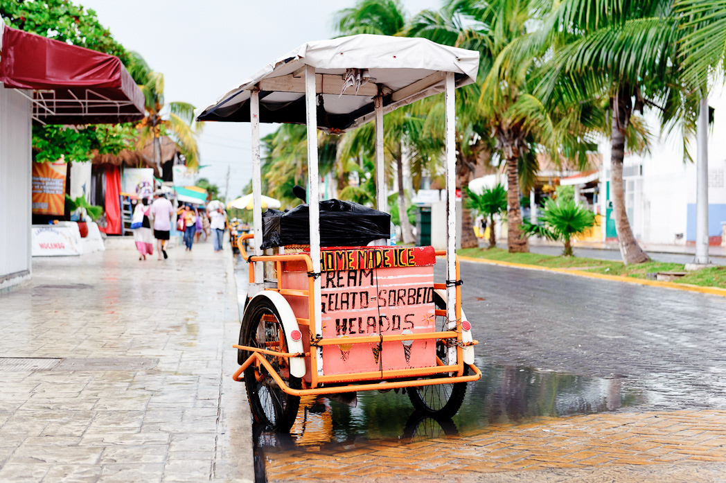 Travel vacation southern cancun yucatán peninsula quintana roo mexico hurricane weather cultural exploration ruins chichen itza. isla cozumel isla de los mujeres