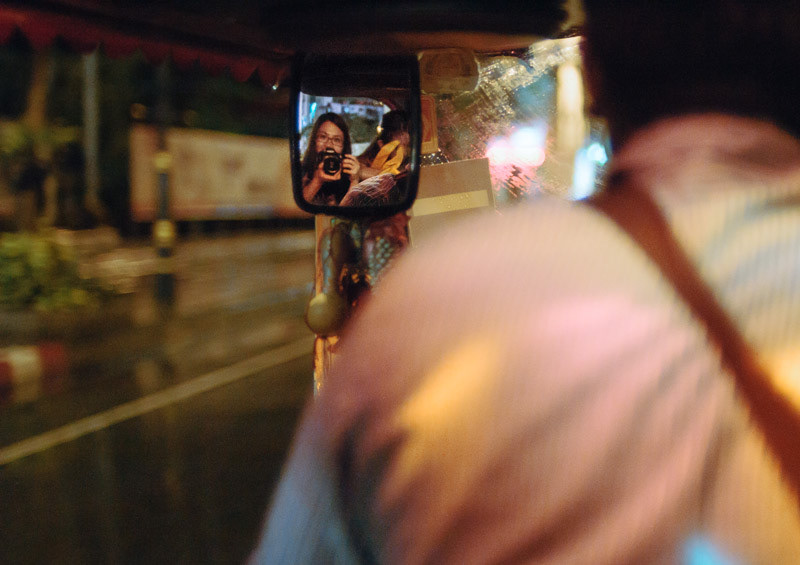 Travel photographer street photography Thailand Bangkok people city cityscape