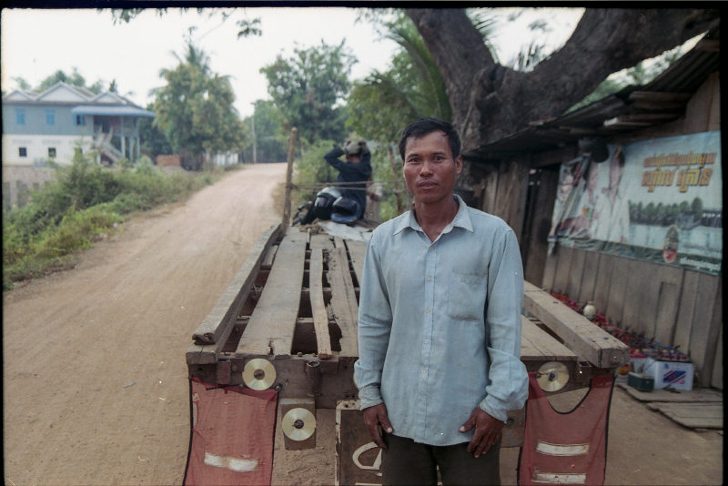 Cambodia hitck-hicking road Sun lanscape people portrait trip Travel color olympus mju2