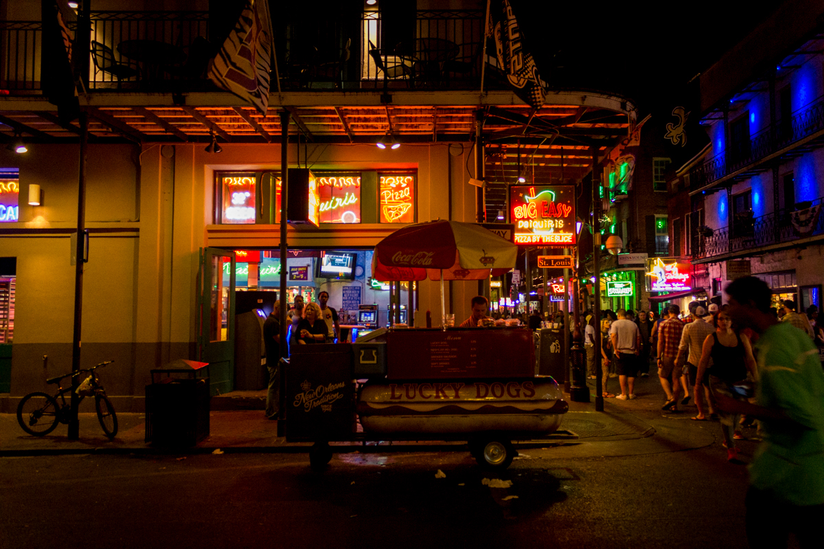 new orleans city streetphotogrphy SKY Street Travel LUISIANA balcony Sun pub bar live music culture southern trolley