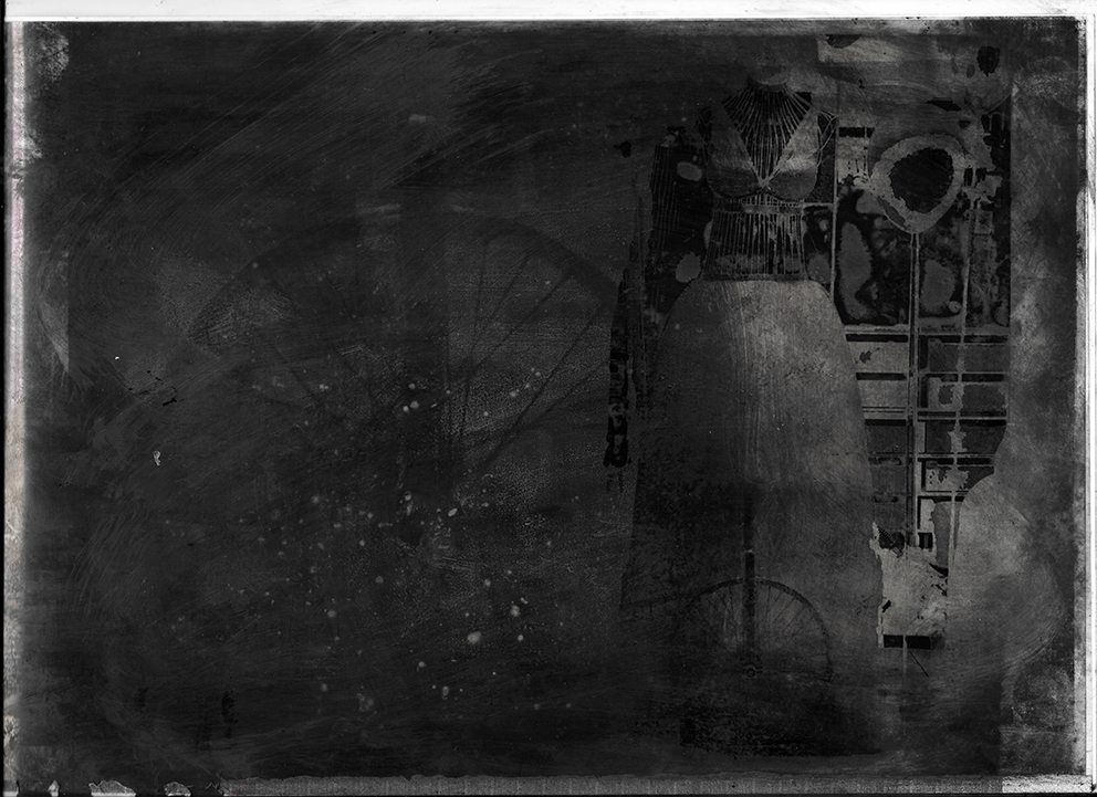 Photography  art photography aleatoric experimental irina urumova daylight noir black and white