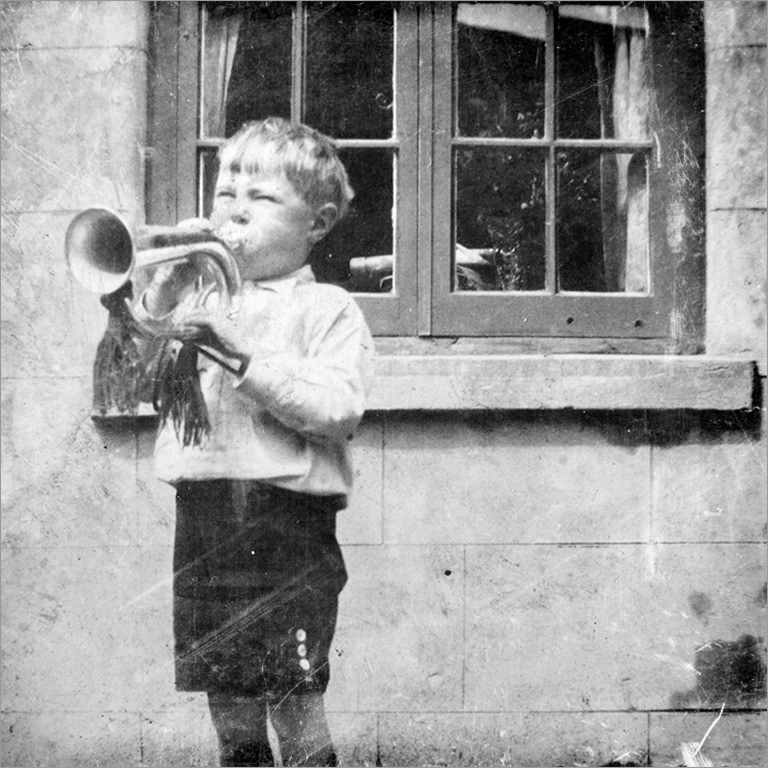 photo restoration old photo image image restore world war black & white Victorian