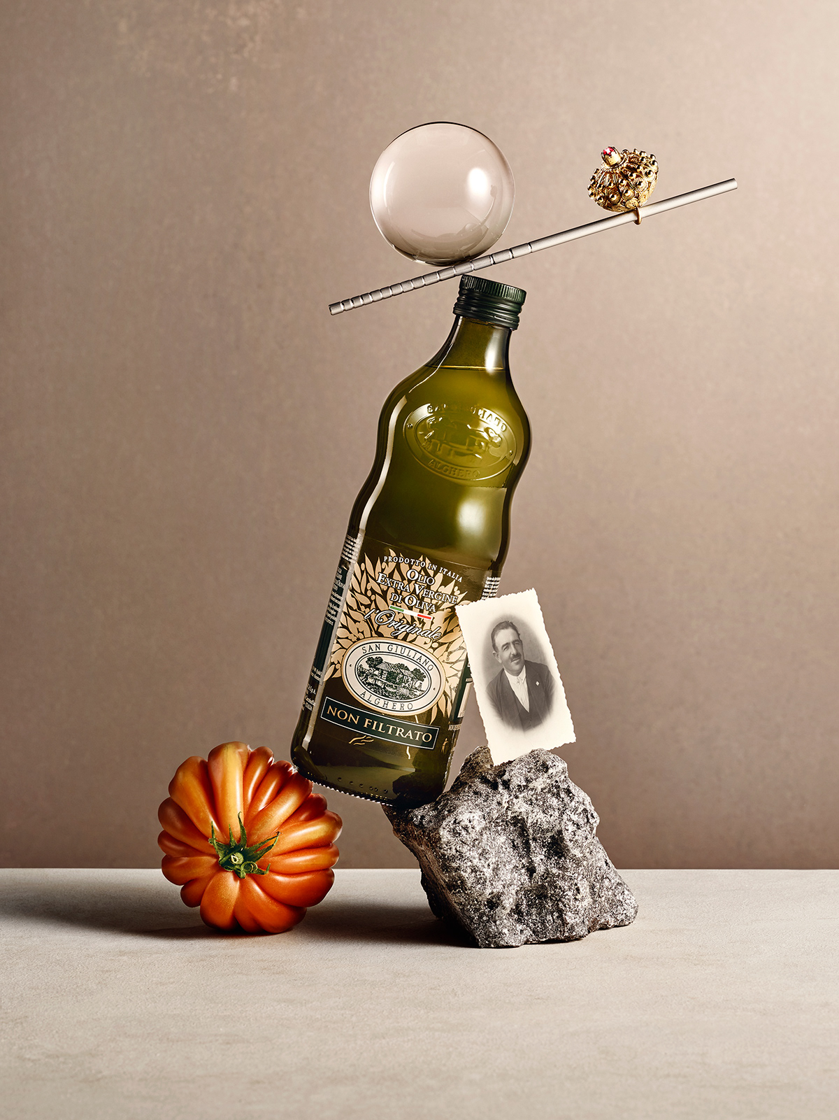 equilibrio equilibrium oil olio rocks stilllife composition Food  glass veggy