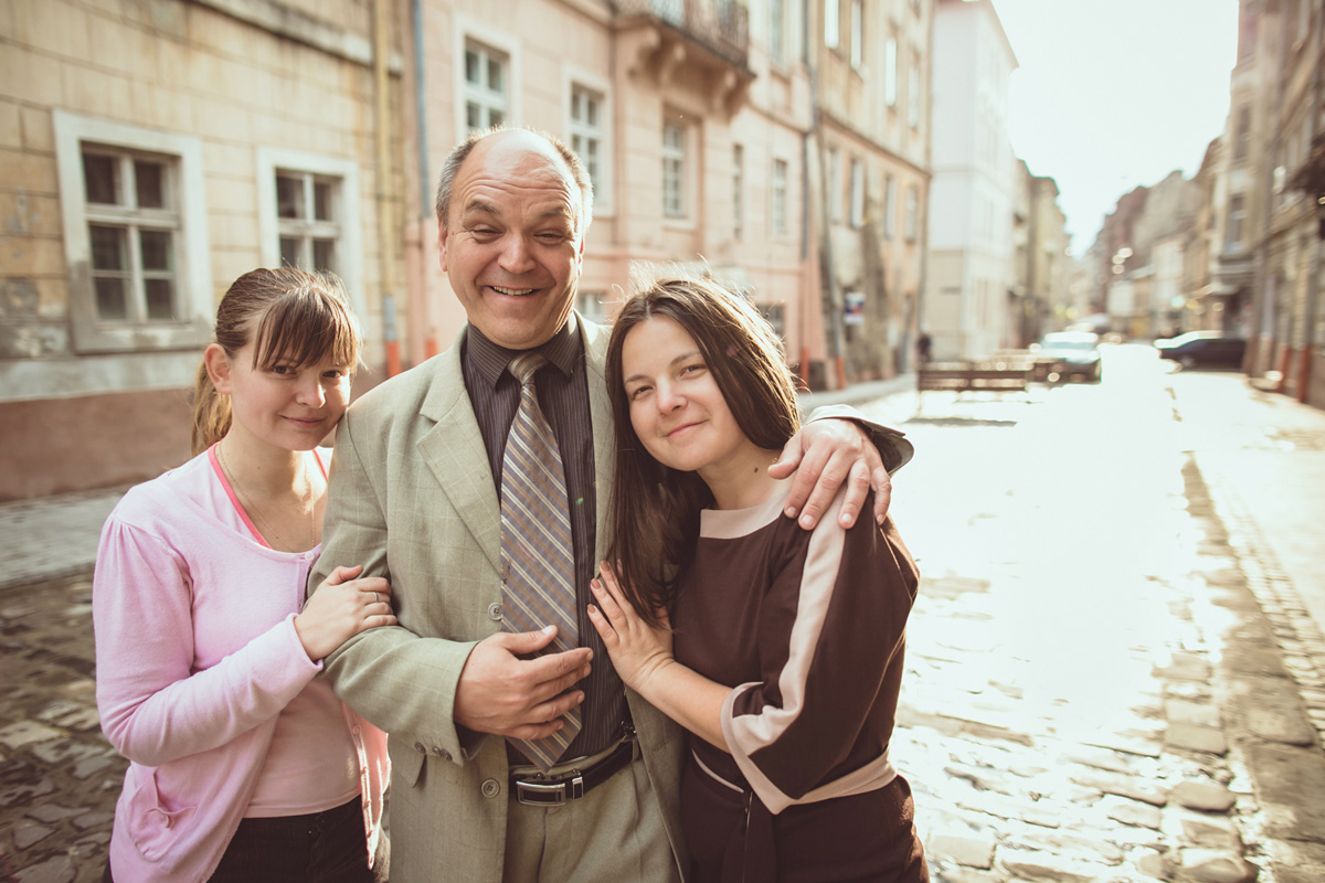 family portrait family Lviv Birthday father DAUGHTER happiness